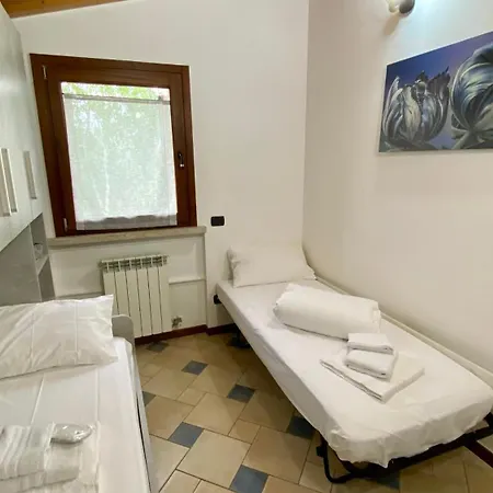 Apartment Enjoy House *