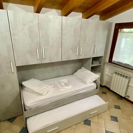 Apartment Enjoy House *